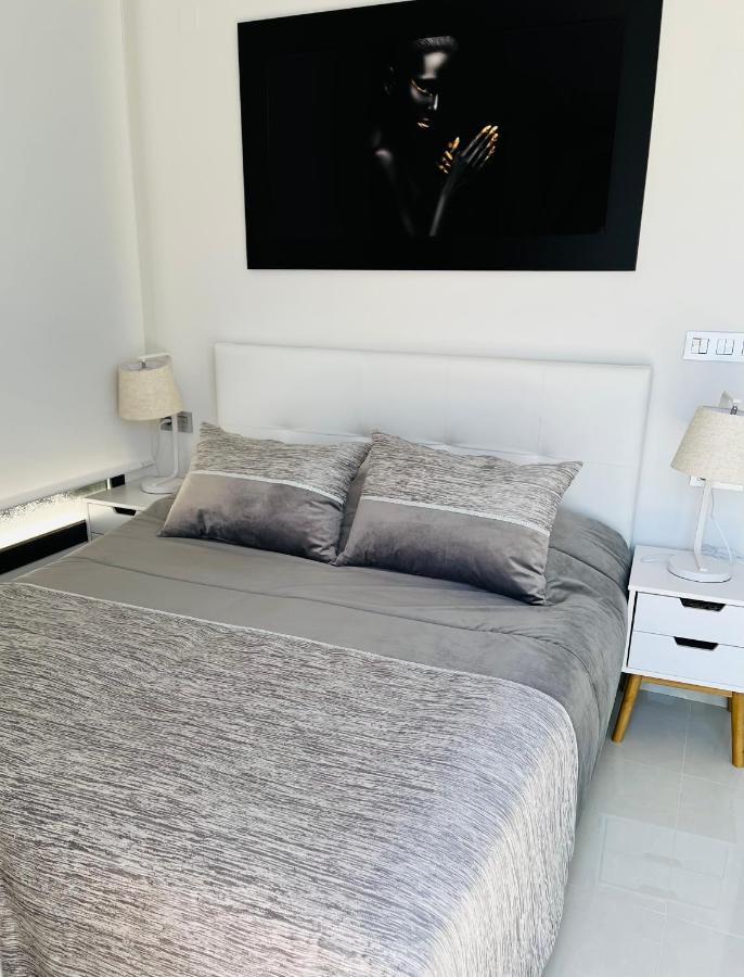 New 2022 Casanovas-Apartment Torrevieja Center Kültér fotó